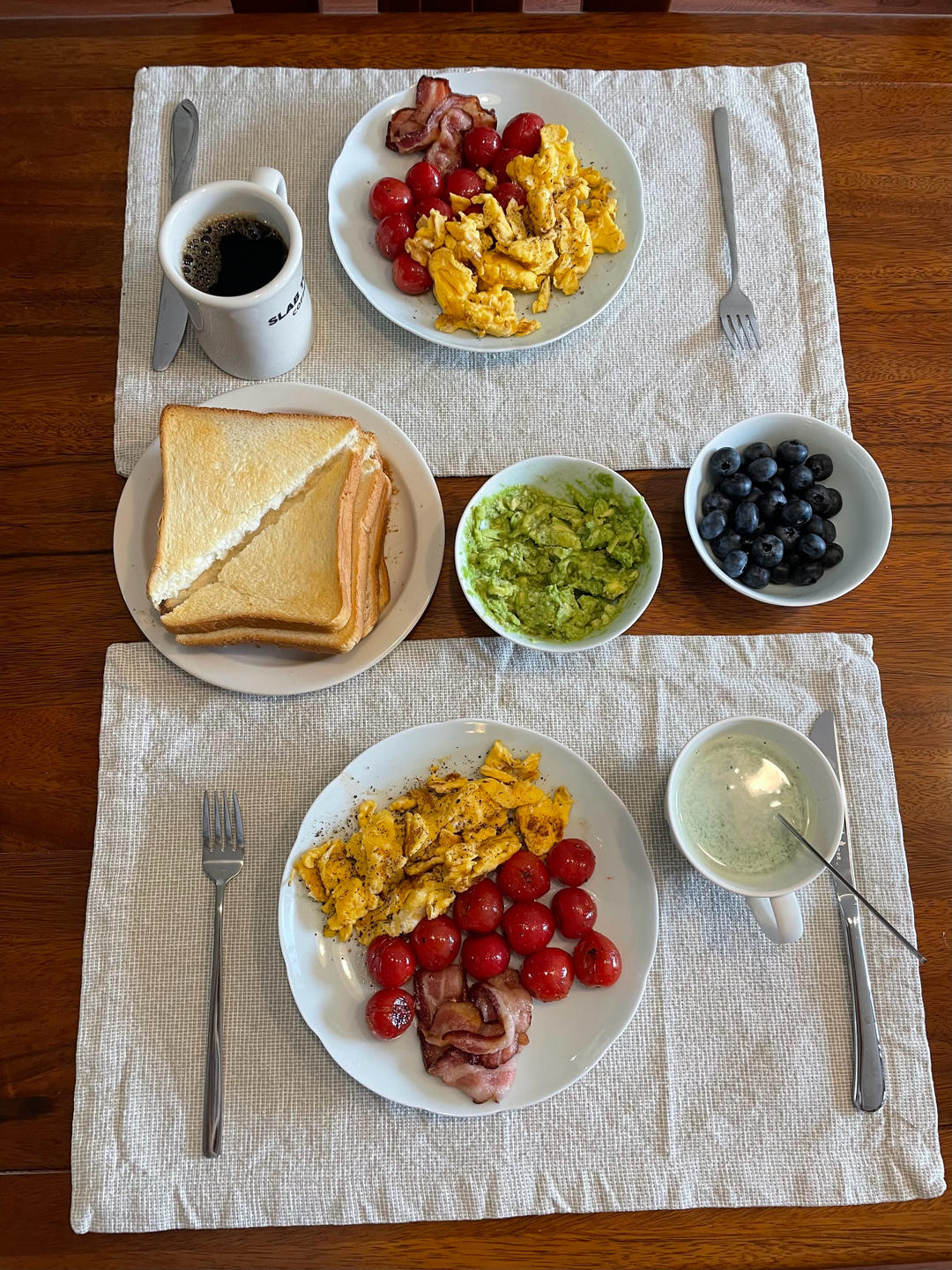牛油果鸡蛋吐司 Avocado French toast with eggs