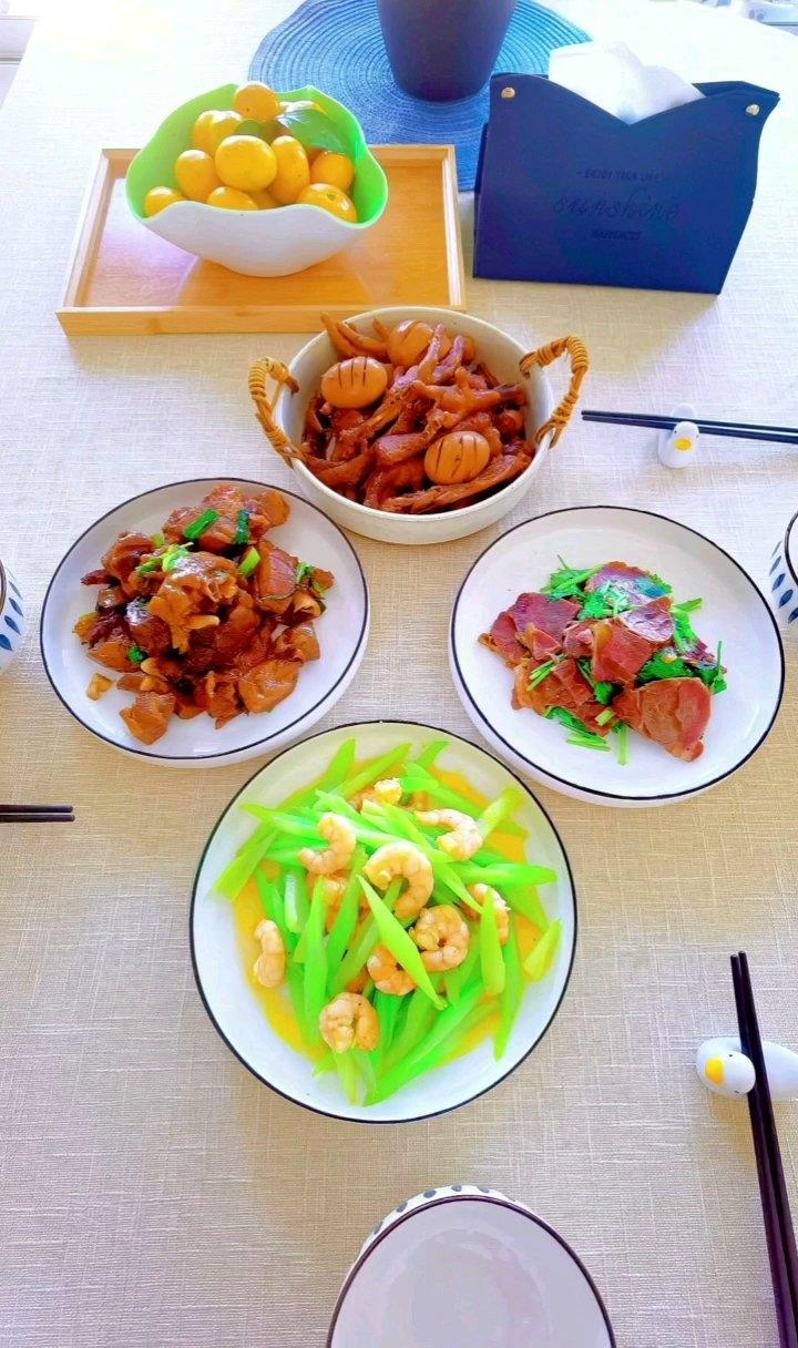 家常简餐