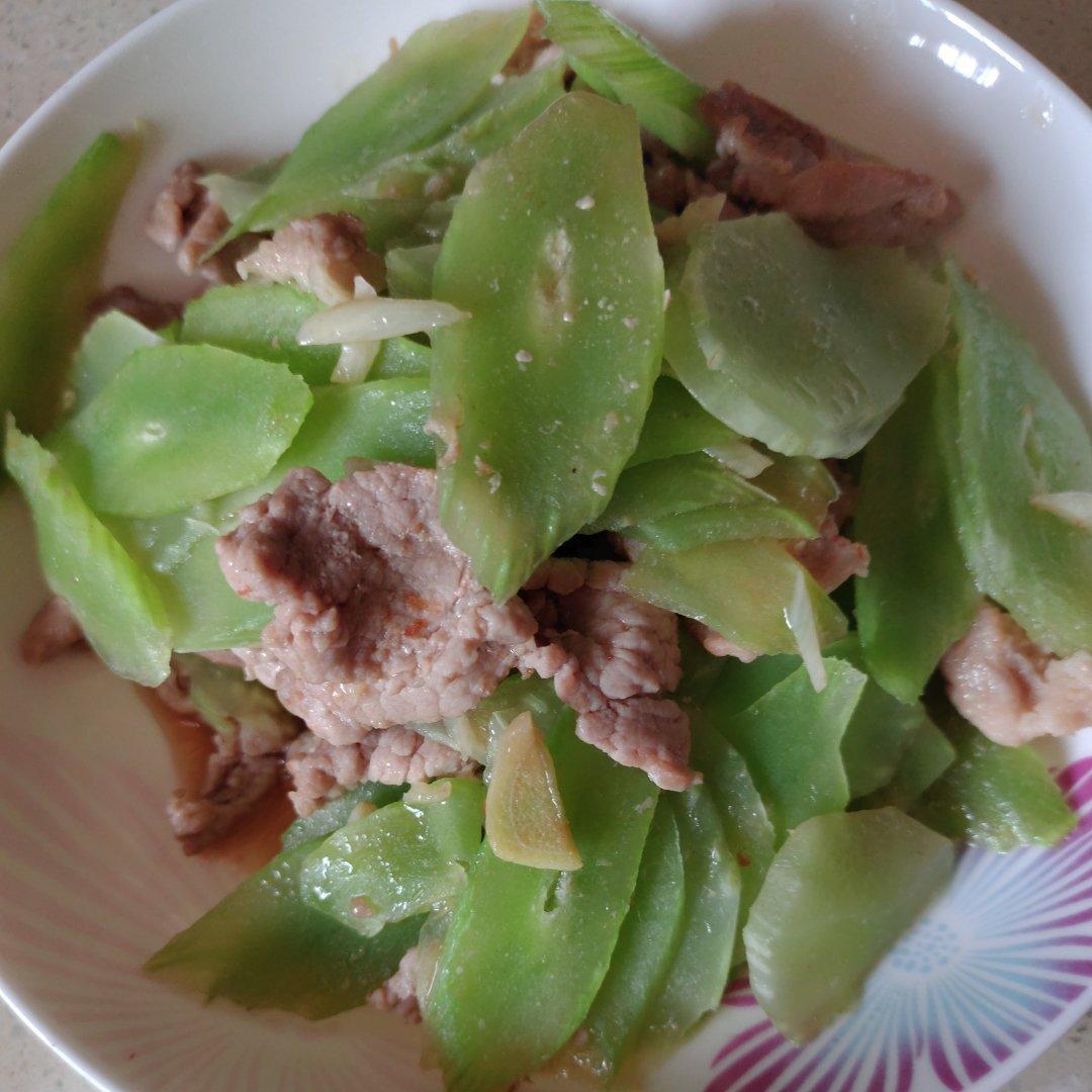 莴笋炒肉