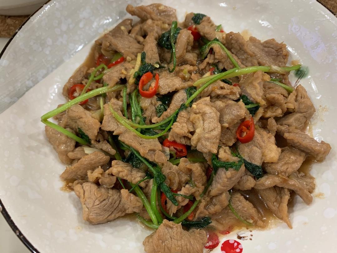 小炒牛肉（小白也可以做的超好吃！！）