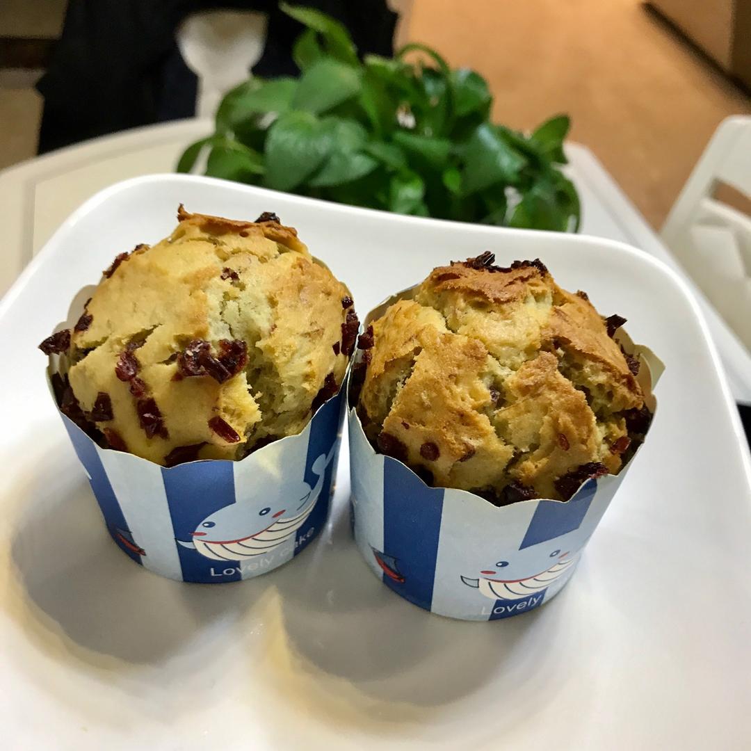 少女心的香蕉蔓越莓玛芬