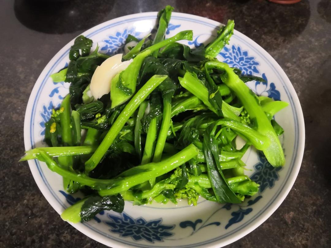 『炝炒油菜』没法抗拒的解腻年夜菜