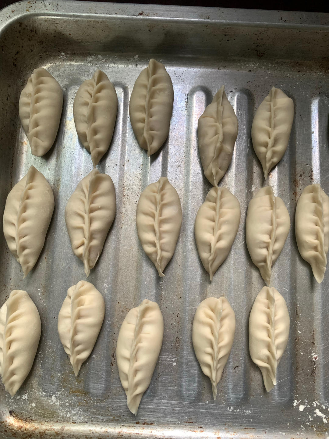手工揉面三分钟，又韧又薄又好包的饺子皮