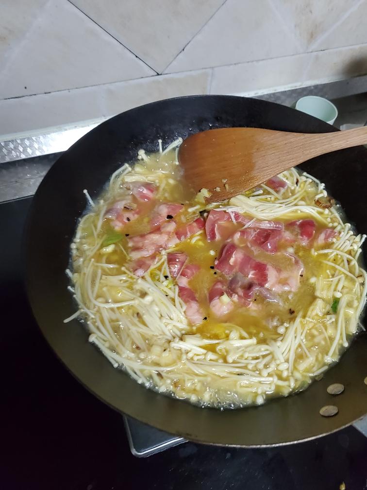 酸汤肥牛