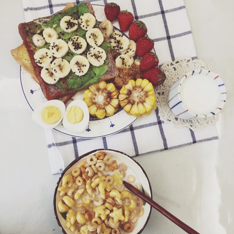 【1分钟鸡蛋三明治】微波懒人早餐