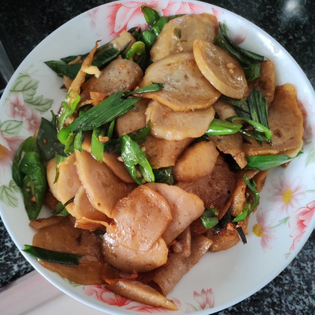尖椒炒肉丸片