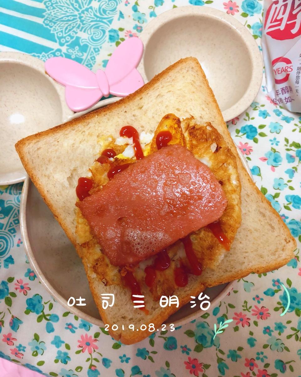 一片吐司的快手三明治