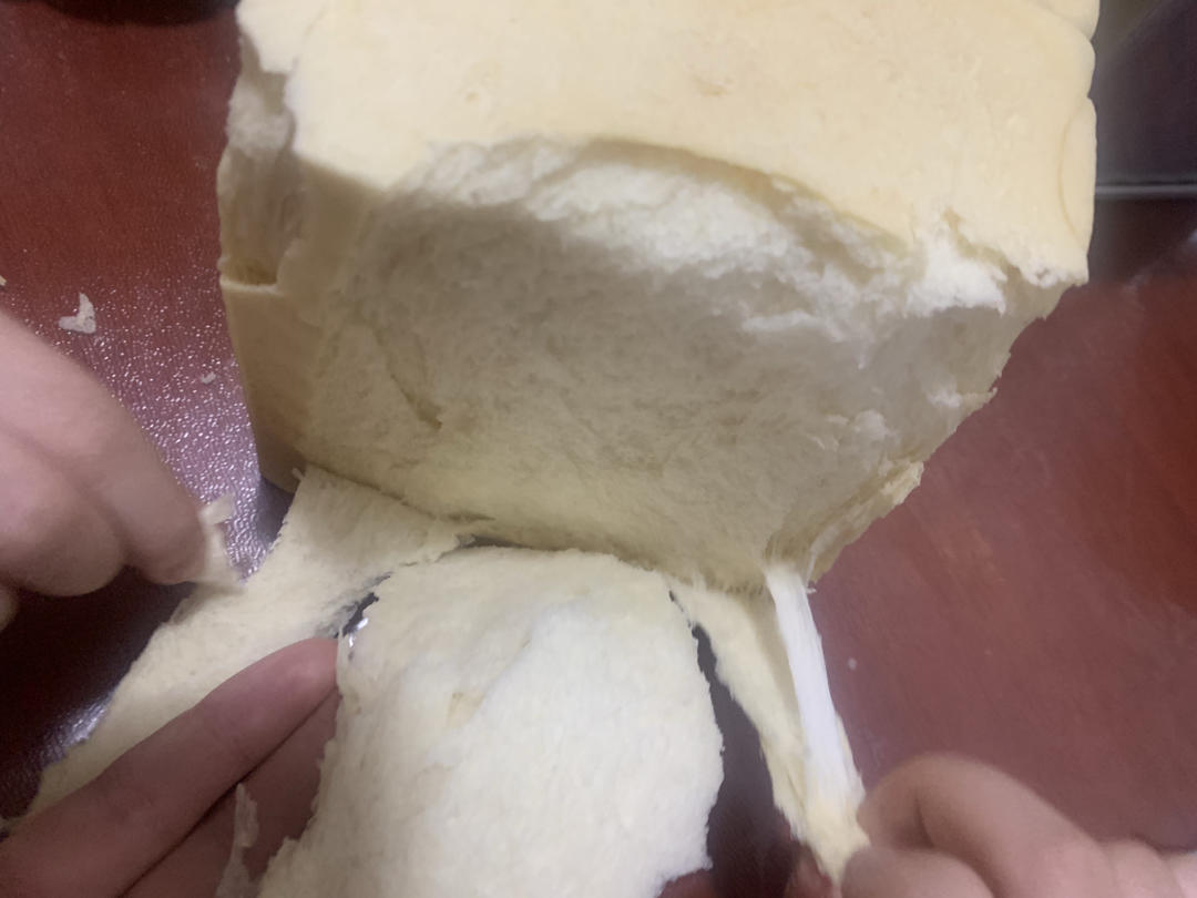 一次发酵的直角吐司面包