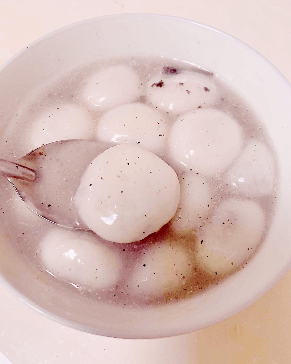 南瓜黑洋酥汤团