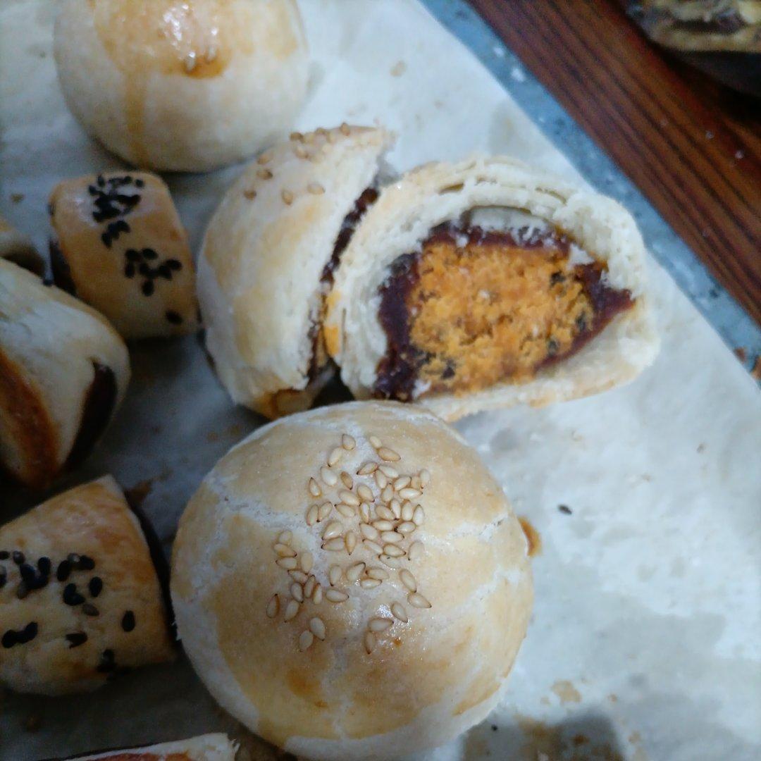 中式酥点（豆沙酥、菊花酥、葵花酥）