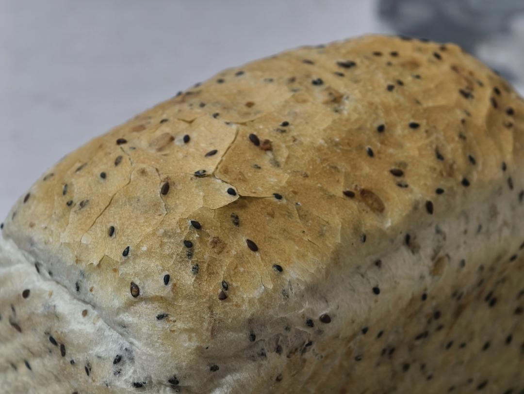 英式脆皮吐司2.0--多谷物主食吐司