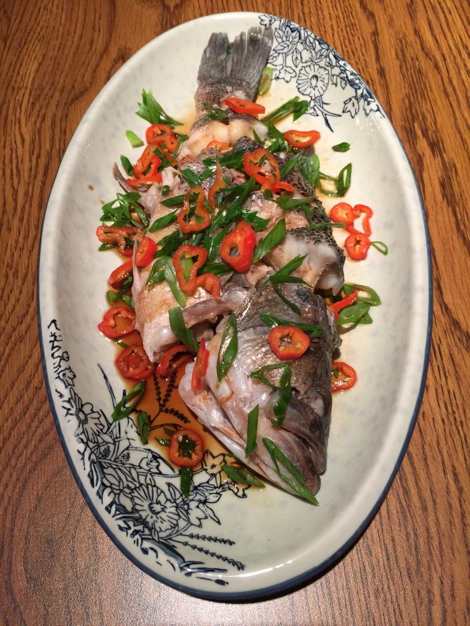 清蒸鱼（鲈鱼/多宝鱼/桂花鱼/石斑鱼……）