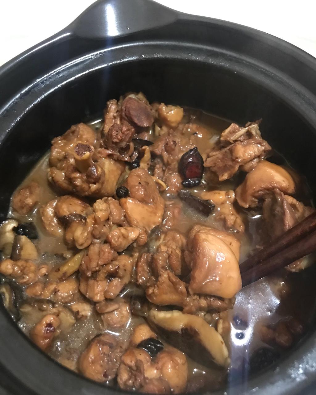 静夜誓言做的小鸡炖蘑菇