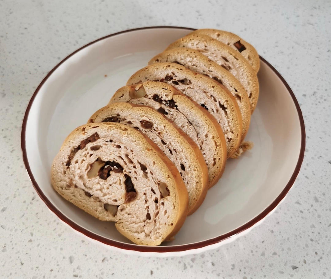 俄罗斯果仁大列巴 |饱腹又营养