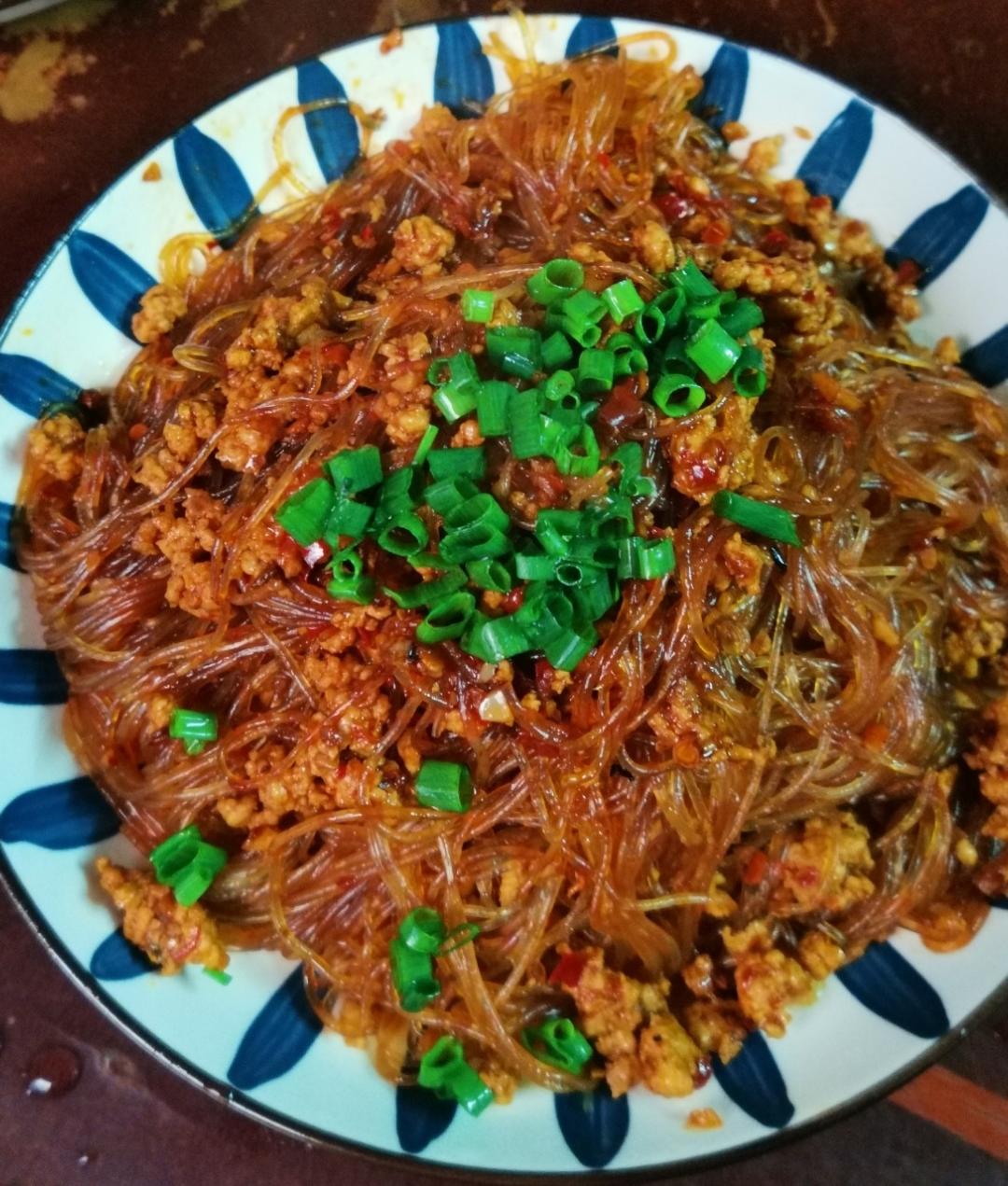 肉末粉丝煲（蚂蚁上树，干捞粉丝煲）