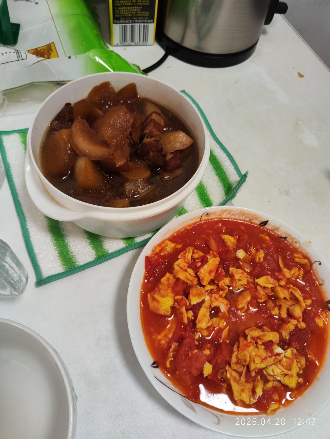 家常萝卜烧肉