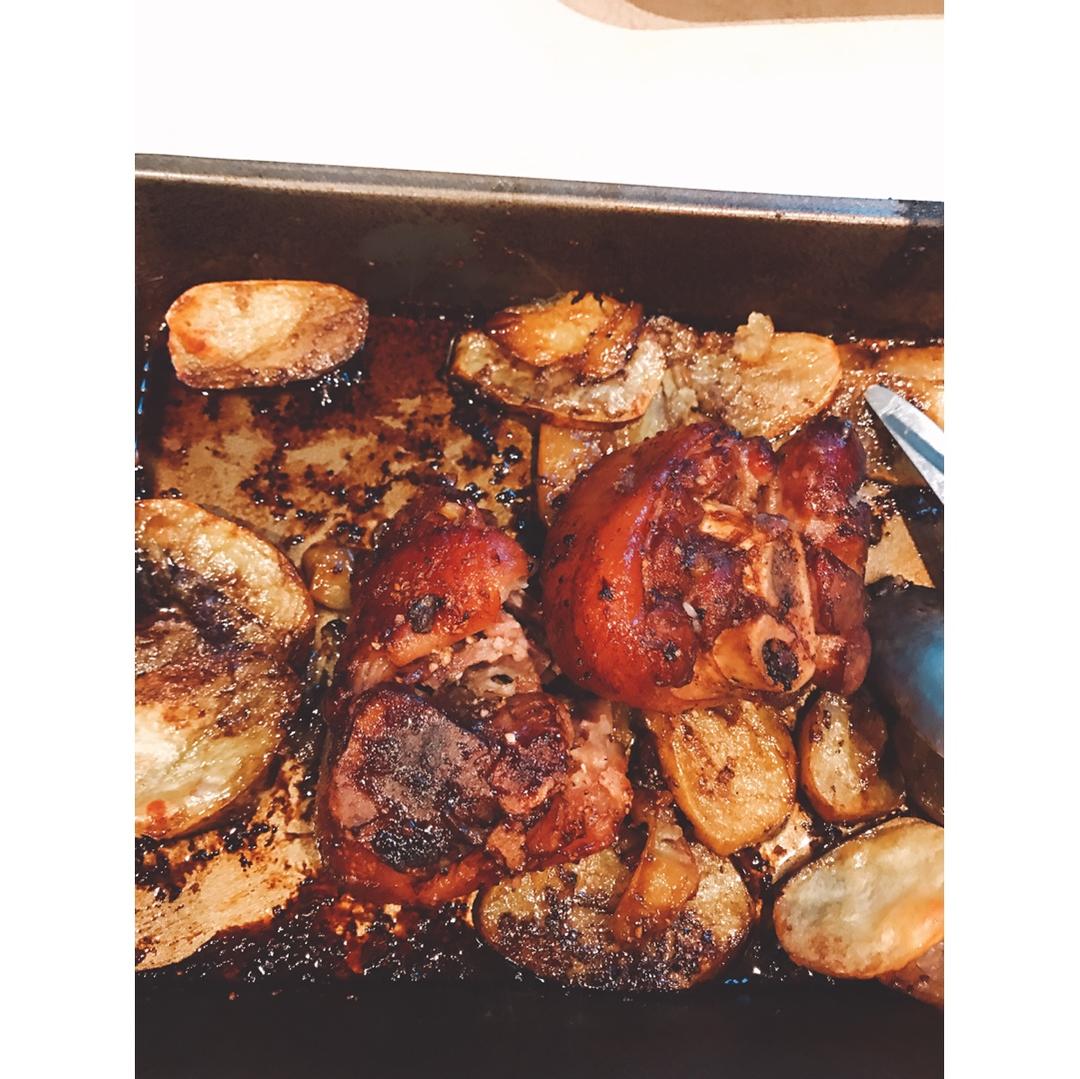 传说中的德国原配方——Schweinshaxe (德式烤猪肘)