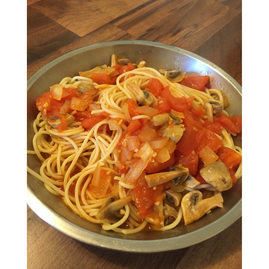 番茄意大利面