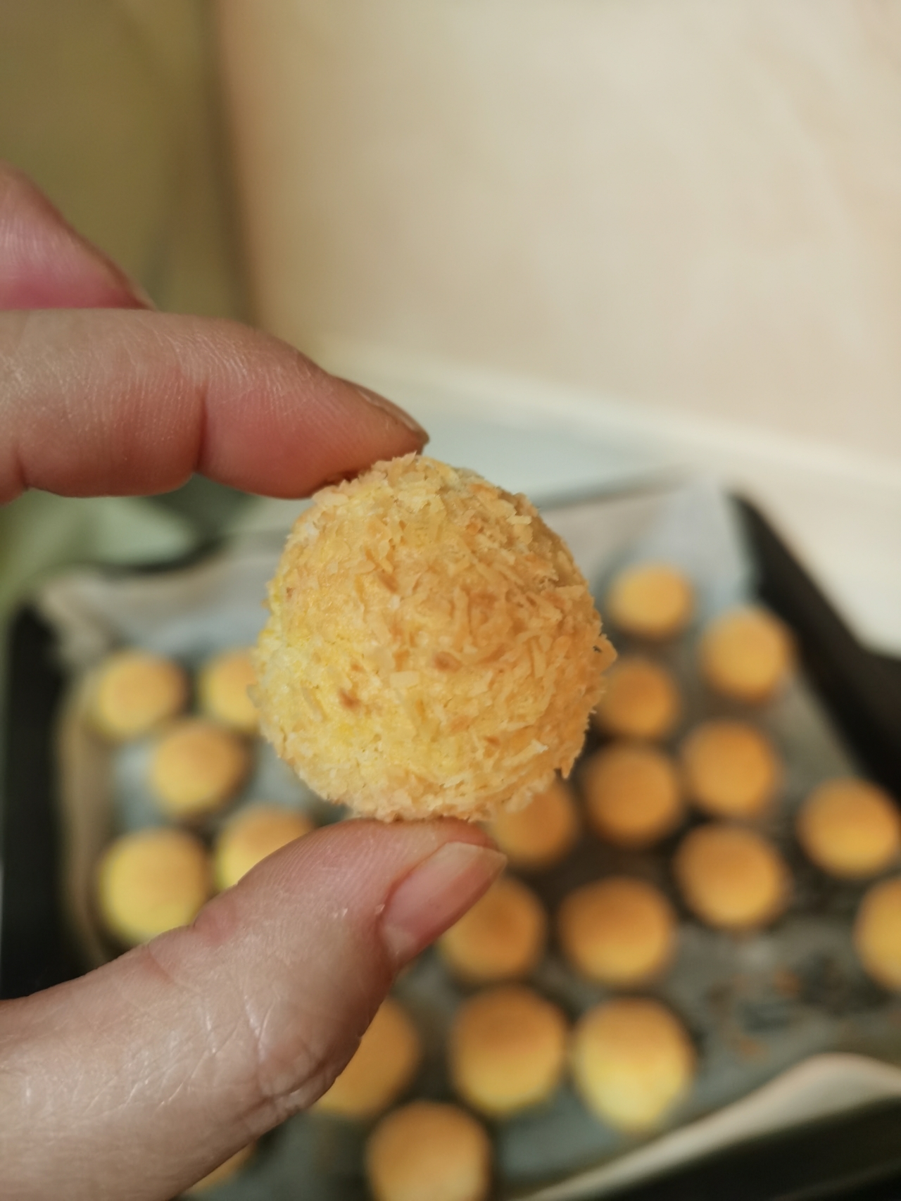 蛋黄椰丝球-君之版（减糖）附快速软化黄油方法