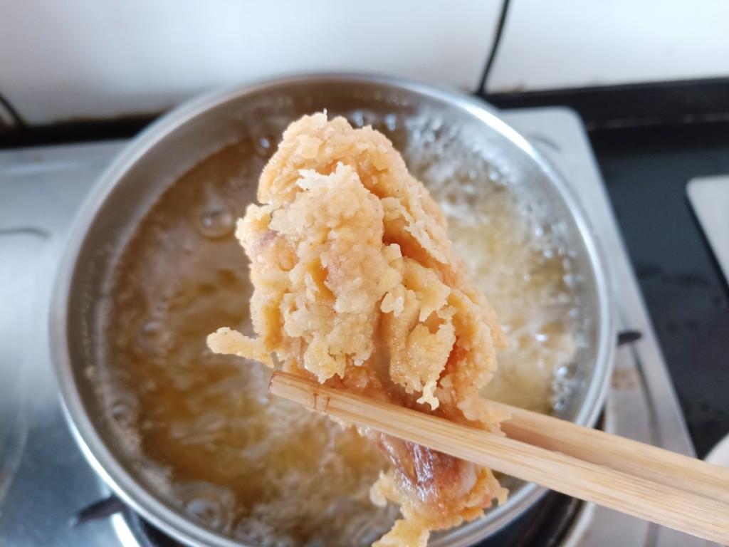 巨好吃❗超简单❗炸鸡腿这么做❗💯酥脆的做法 步骤9