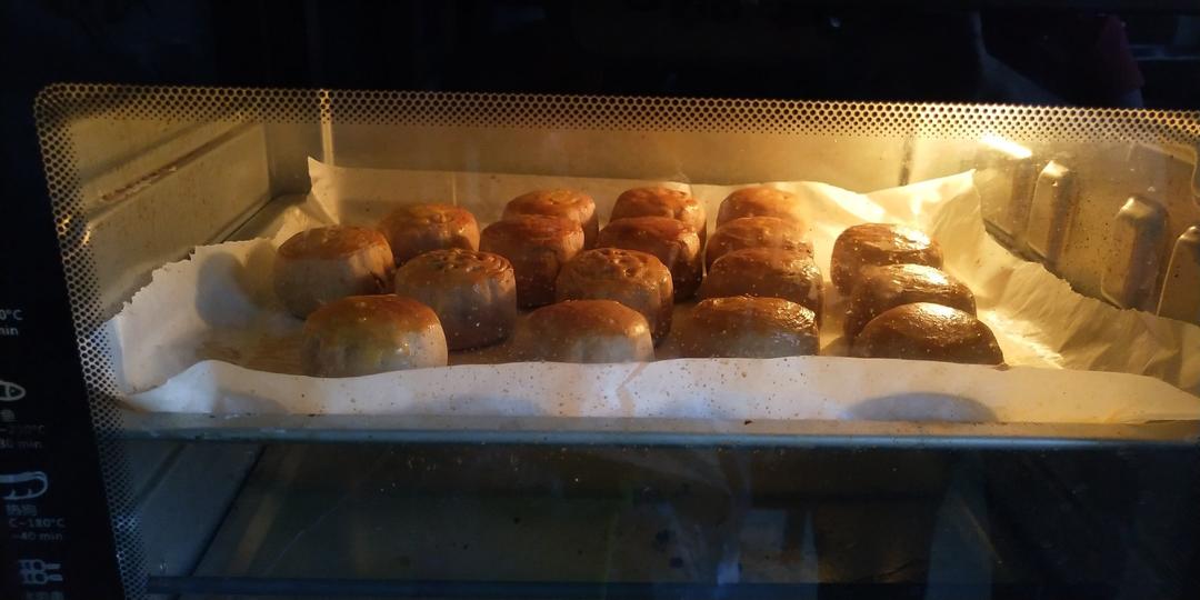 更懒更低卡的豆沙馅月饼（不需糖浆不需回油）