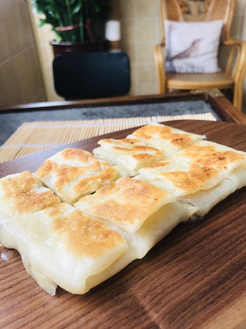 自制香蕉飞饼（香蕉，豆沙，菠萝，榴莲等你认为好吃的一切馅）