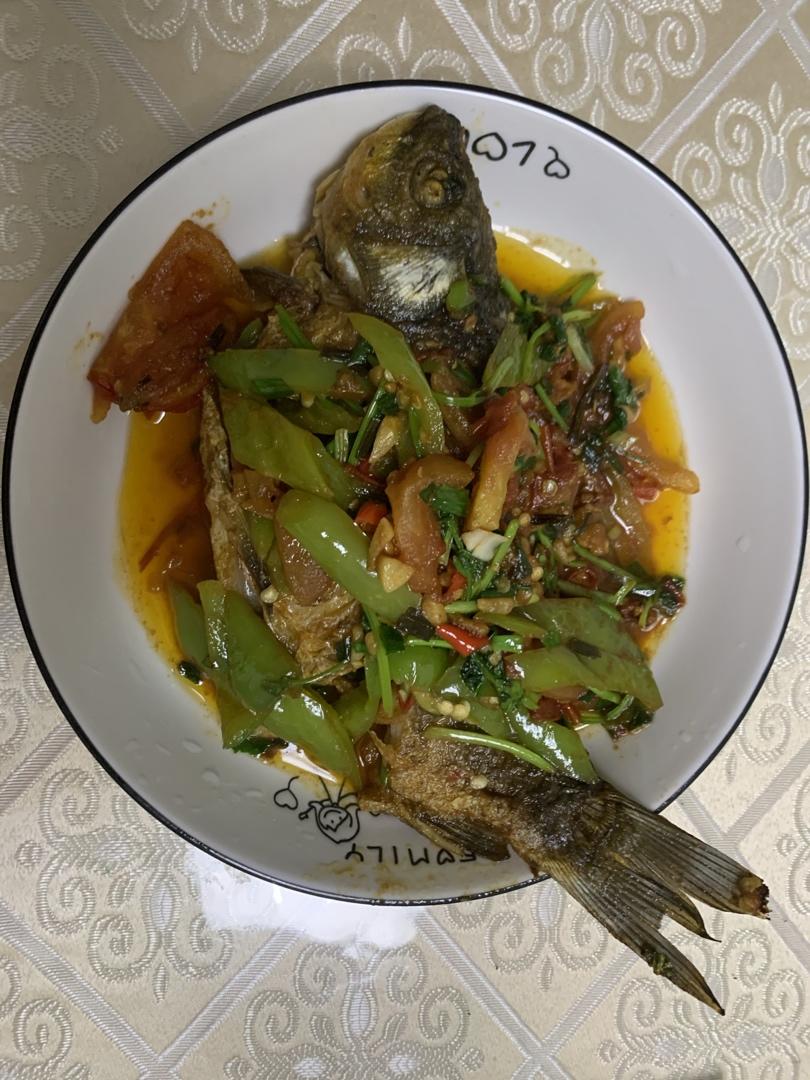 香煎鲫鱼（简单易做）