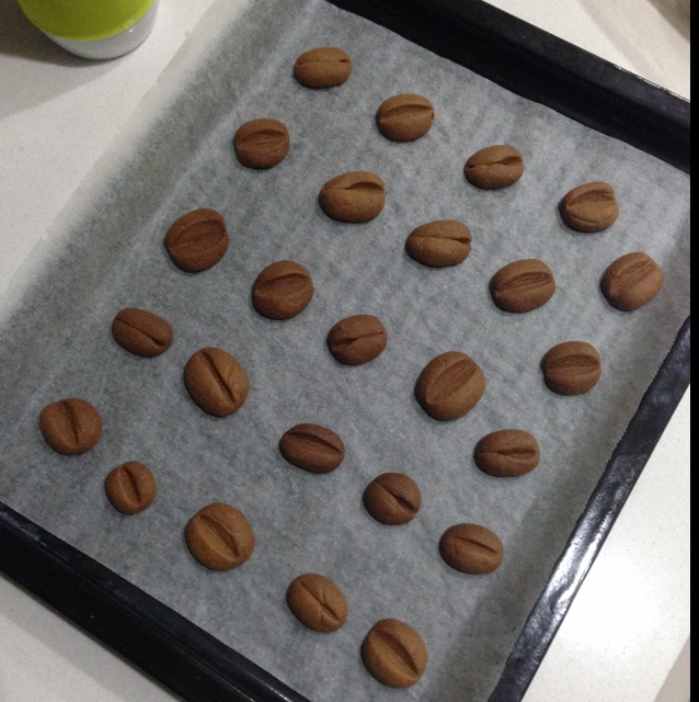 【咖啡豆豆饼干】简单的硬饼干