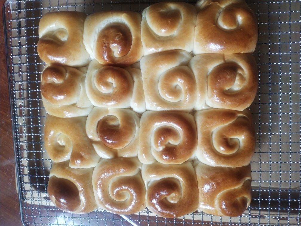 脆底蜂蜜小面包