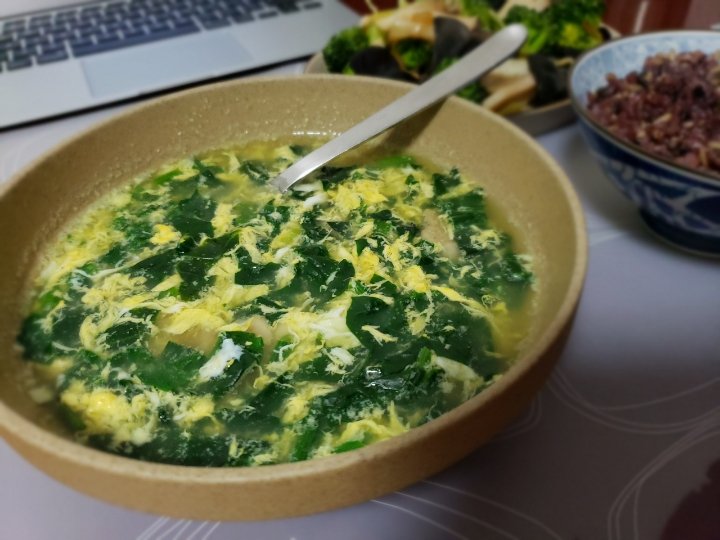 青菜鸡蛋面疙瘩汤