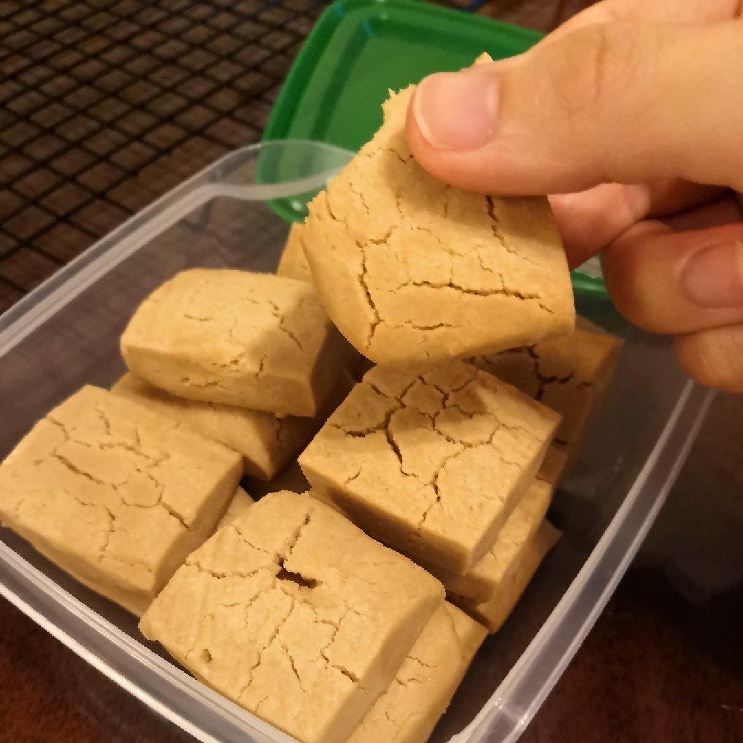 入口即酥的花生饼           浓浓花生香