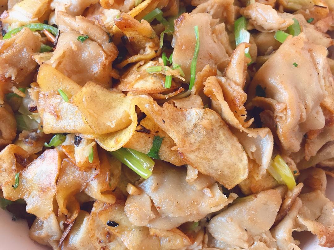 土豆片烤姥姥（炒莜面洞洞）