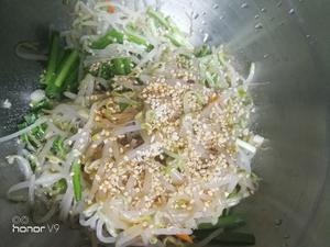 韩式拌豆芽的做法 步骤4