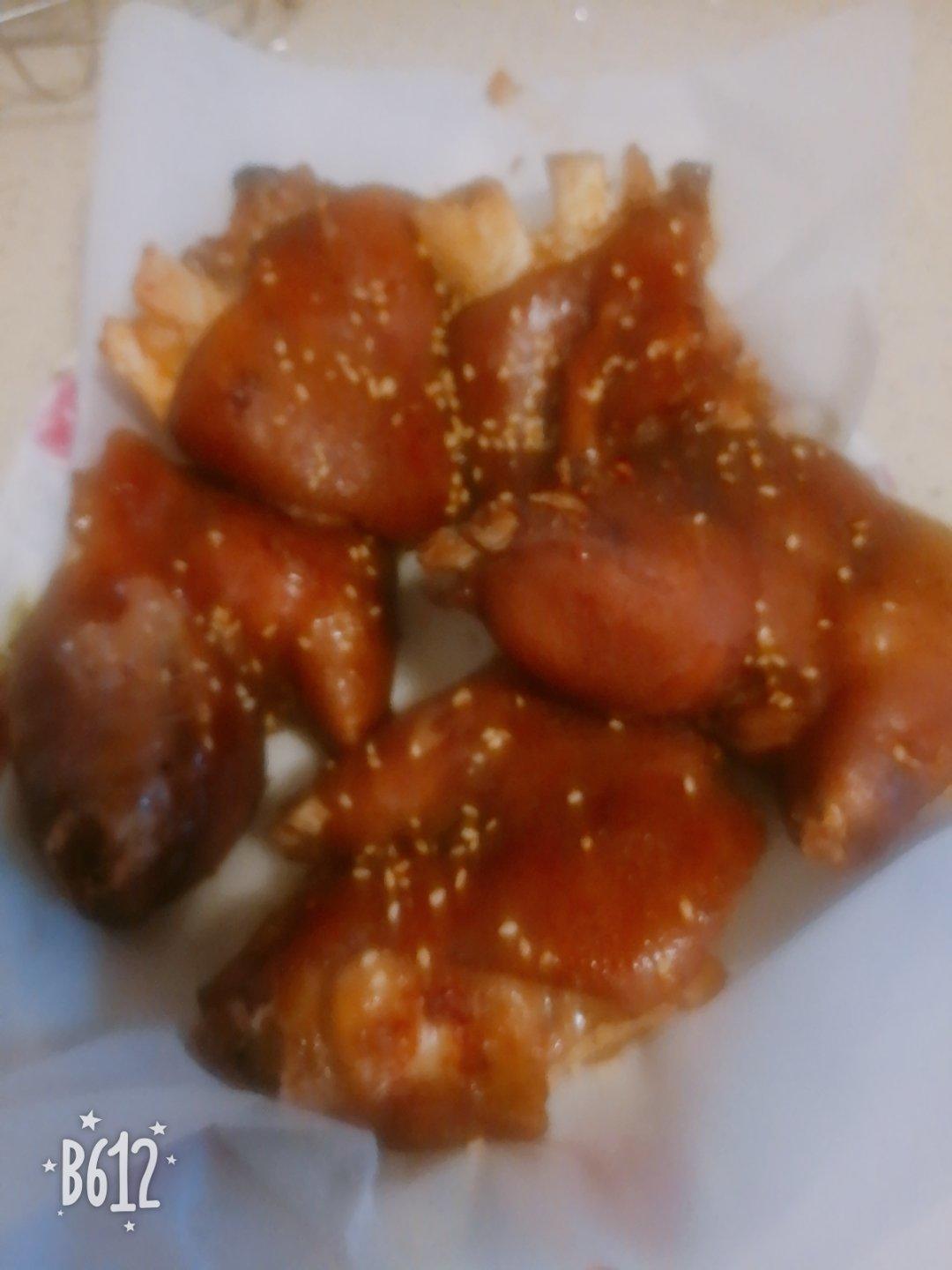 香酥烤猪蹄