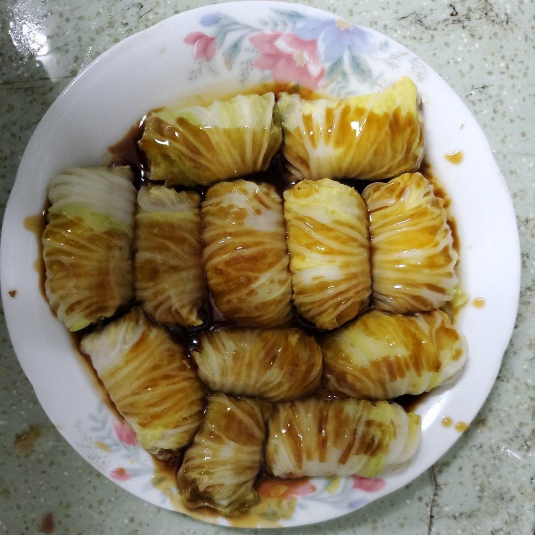 过年餐桌上必备的一道菜，翡翠白玉卷