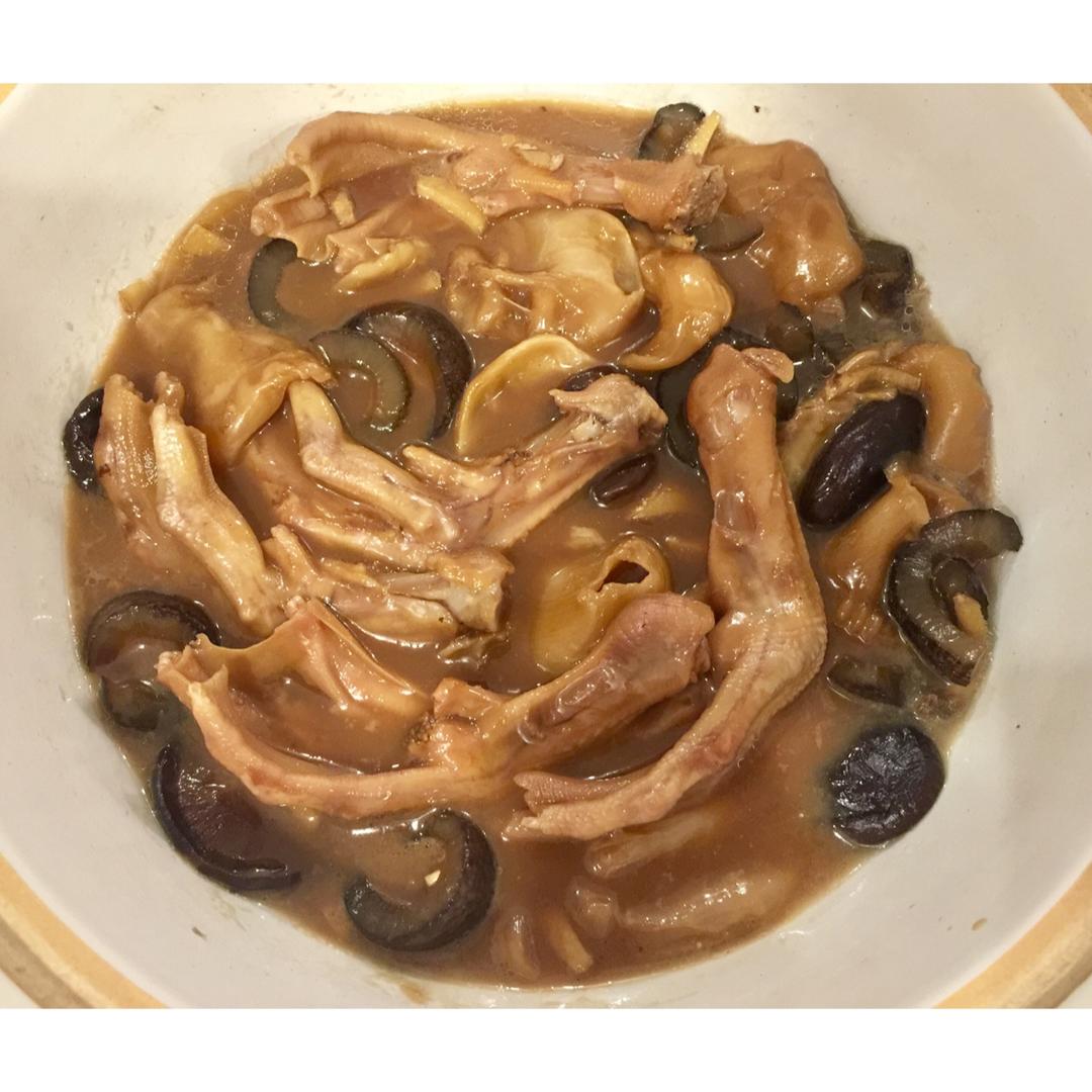 鲍汁鸭爪