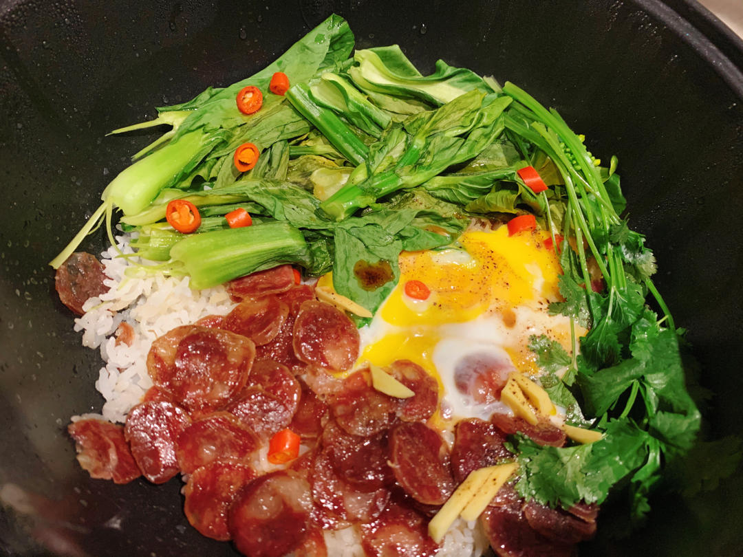 腊肠煲仔饭