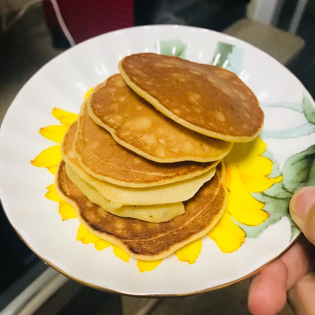 宝宝辅食【香蕉松饼】