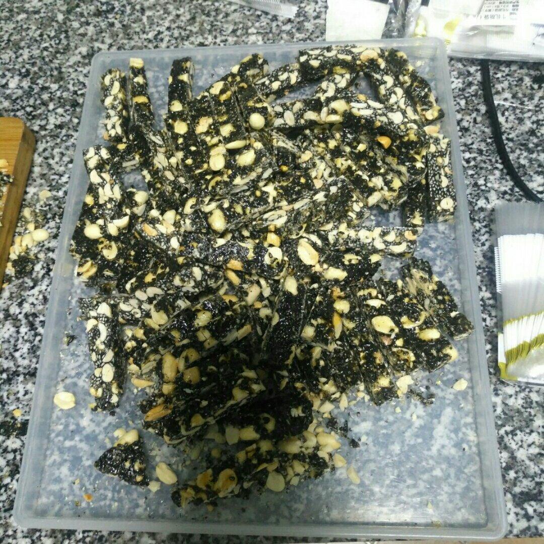黑芝麻花生糖