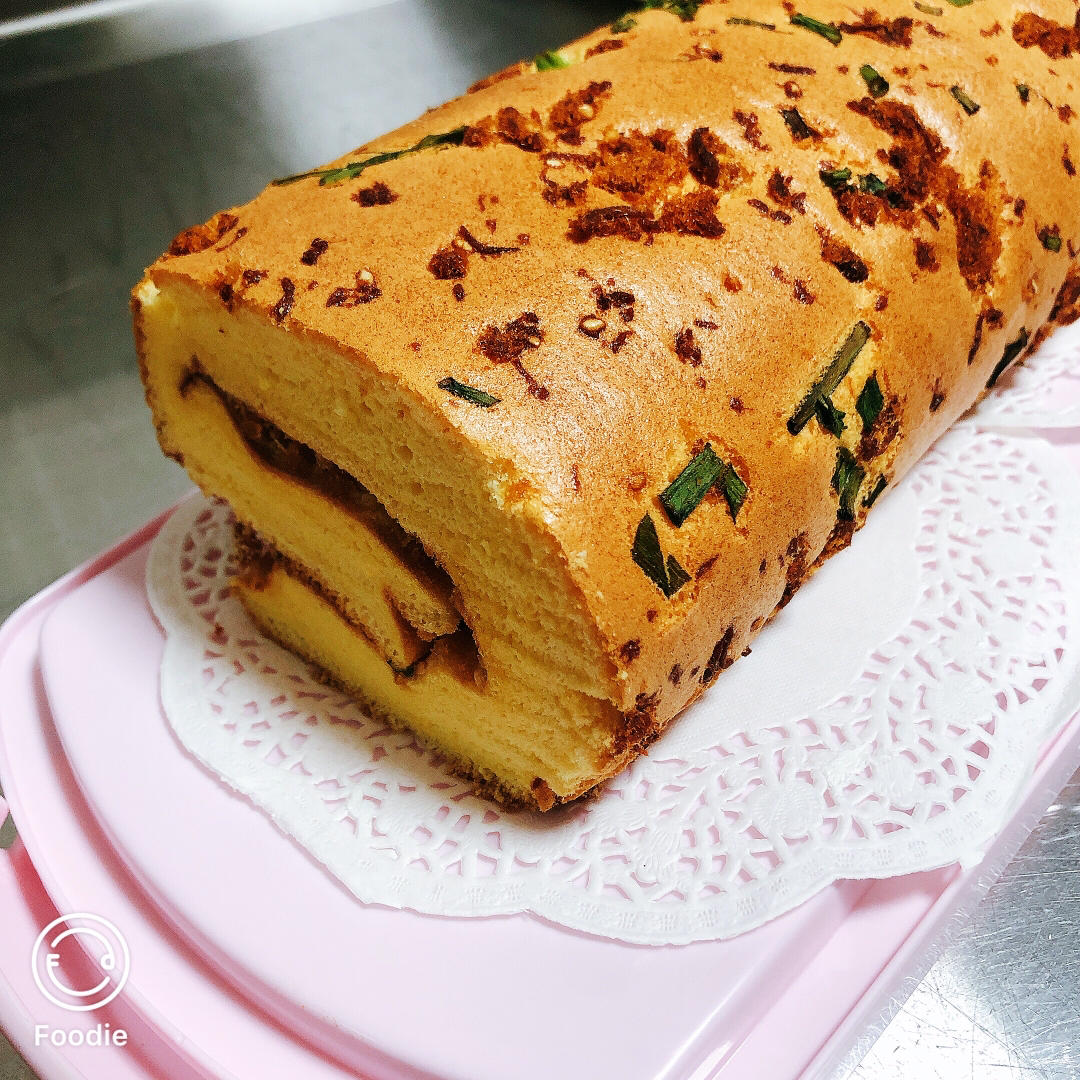 烫面香葱肉松蛋糕卷