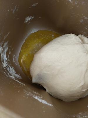 椰蓉开口面包的做法 步骤2