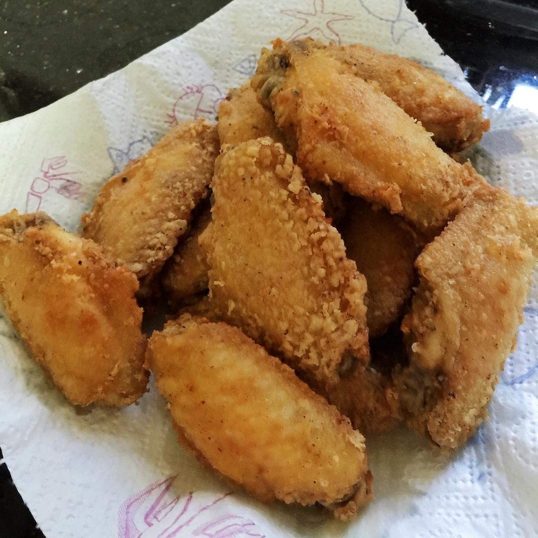 香脆辣味炸鸡翅