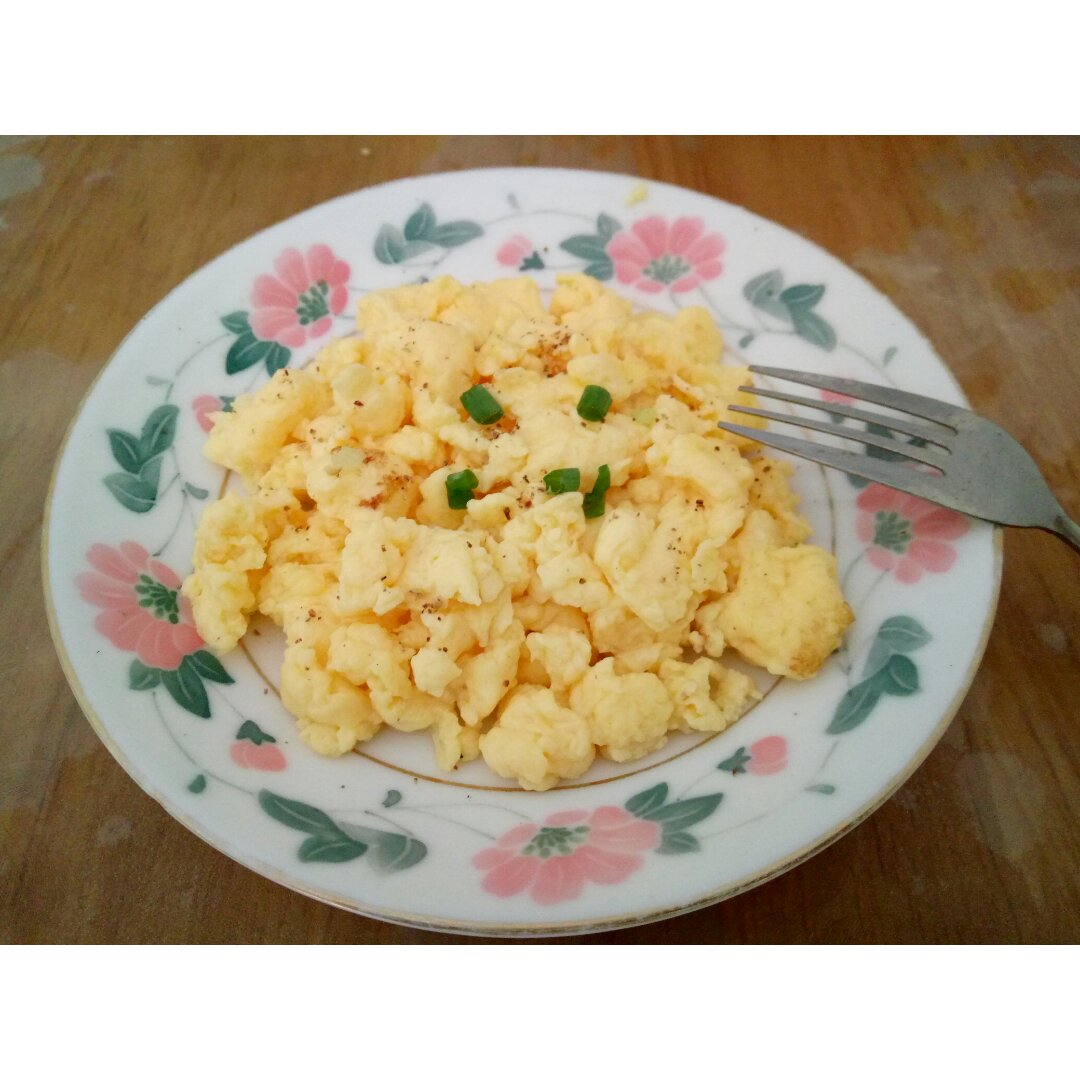 牛奶炒蛋