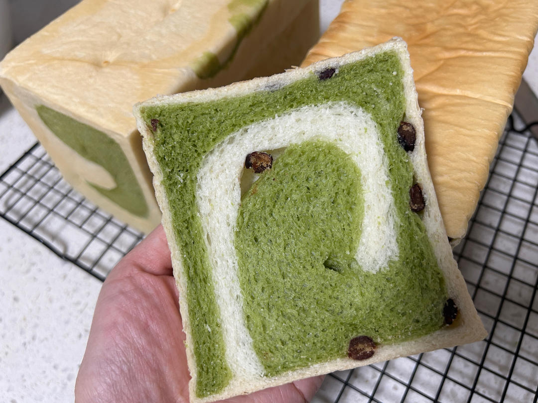 双色吐司 抹茶蜜豆老面吐司🍞