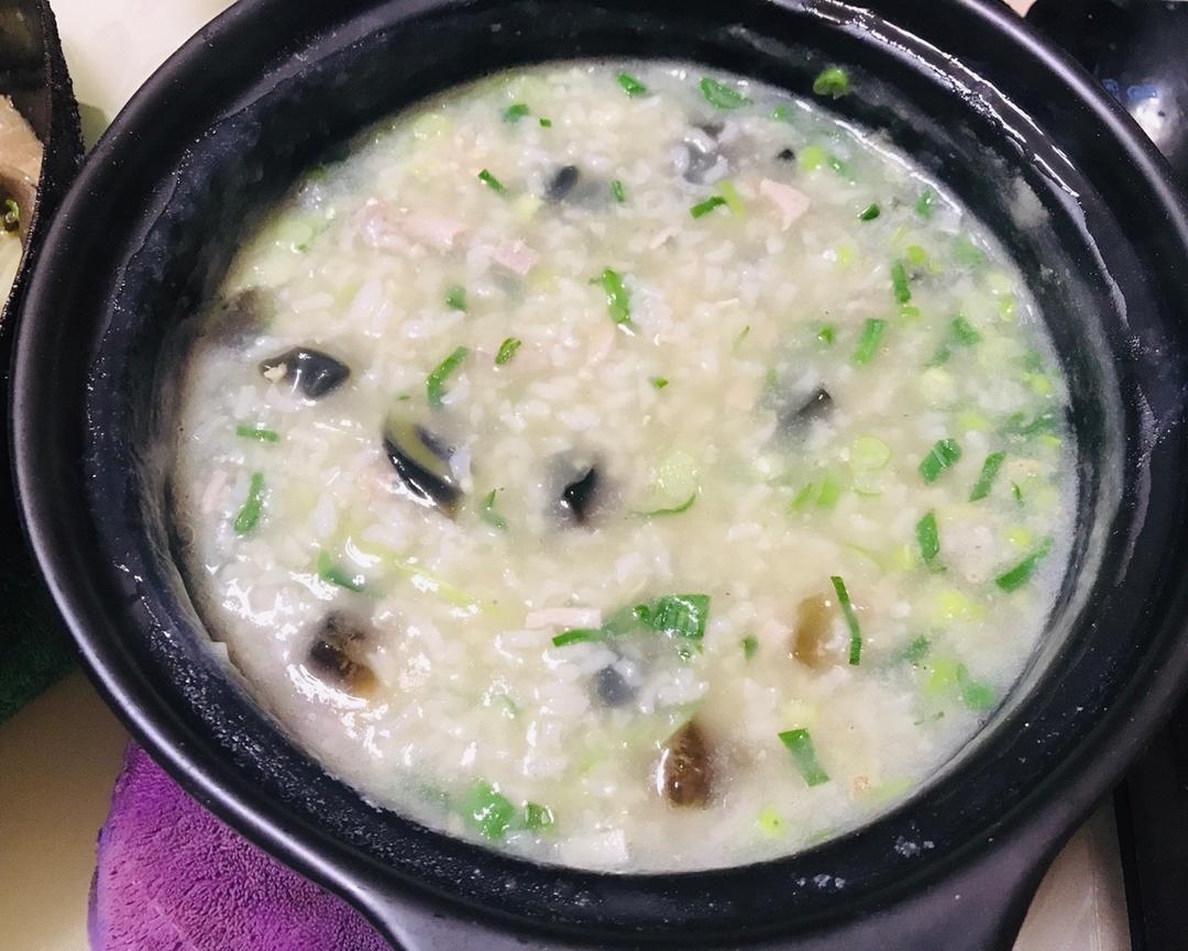 【皮蛋瘦肉粥图片】一枚小新银_下厨房