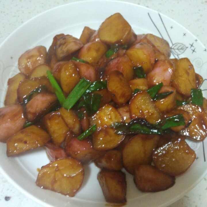 戚小猫做的酱炒水萝卜