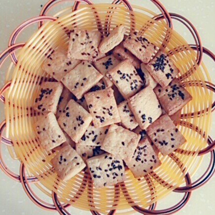 高钙奶盐苏打饼干