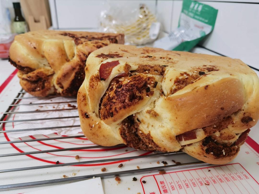 香葱肉松手撕吐司