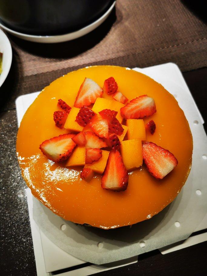 芒果慕斯蛋糕🍰（8寸）