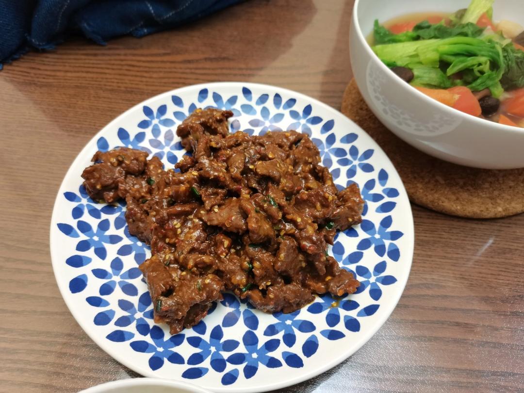 又香又嫩的小炒牛肉（巨好吃，手残党也能做）